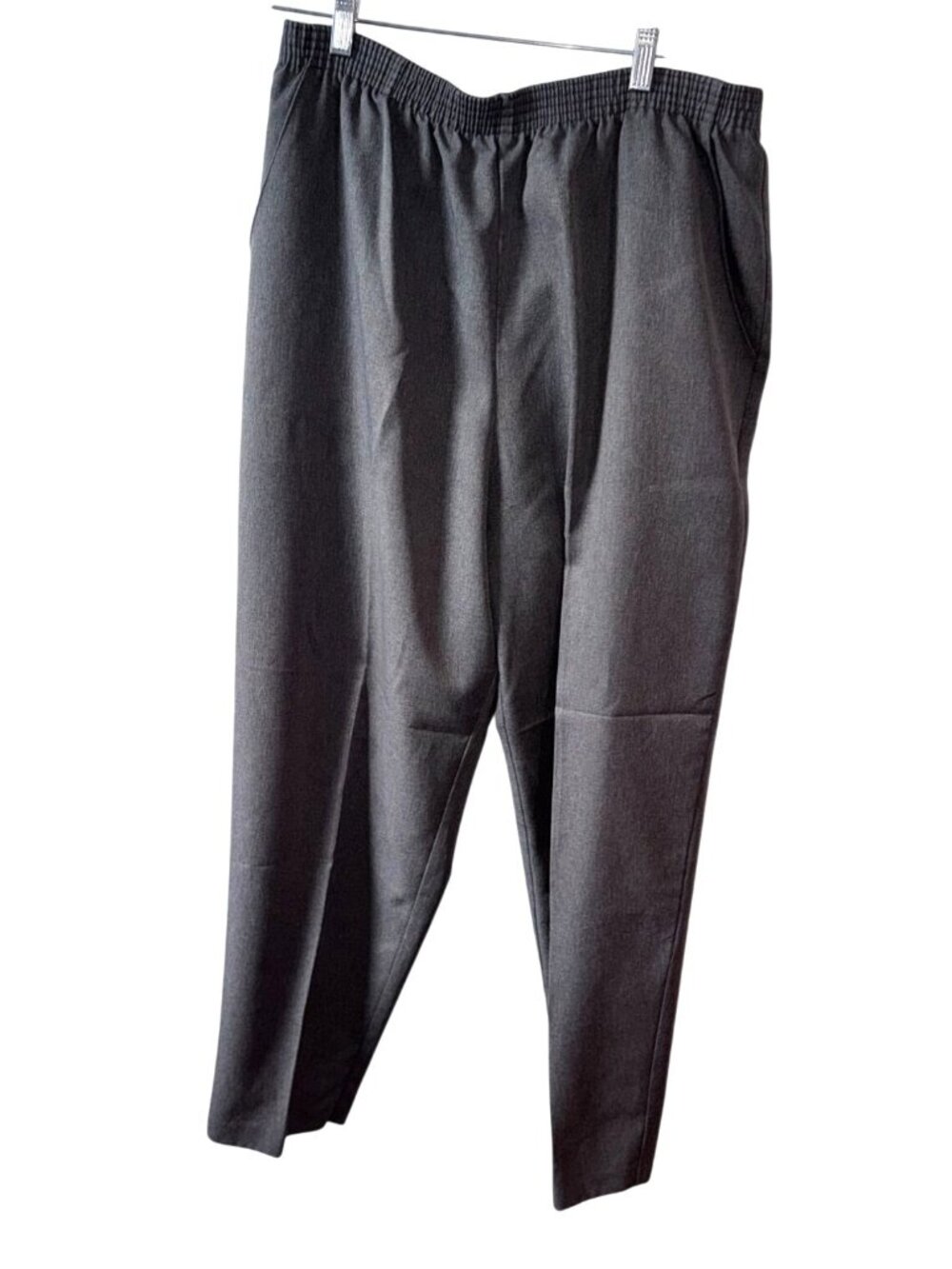 Briggs Womens Elastic Waist Gray Tapered Pants 100% Cotton 28" Inseam
